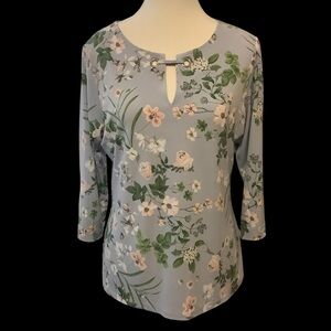 CALVIN KLEIN PASTAL FLORAL PRINT 3/4 SLEEVE/ KEY HOLE BLOUSE/ Size M